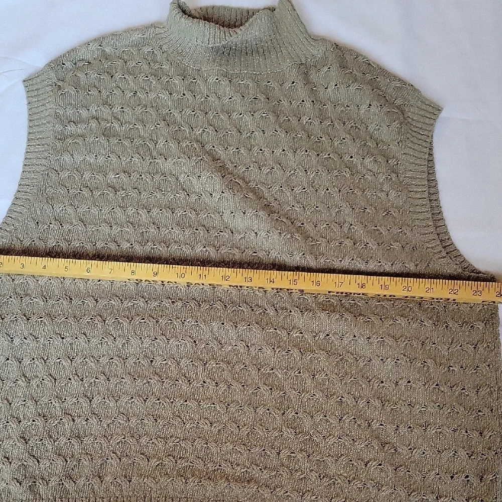Free People Rosemary Textured Turtleneck Sweater - Olive Size M